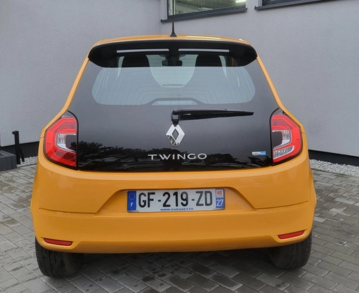 Renault Twingo cena 28900 przebieg: 13132, rok produkcji 2022 z Września małe 67